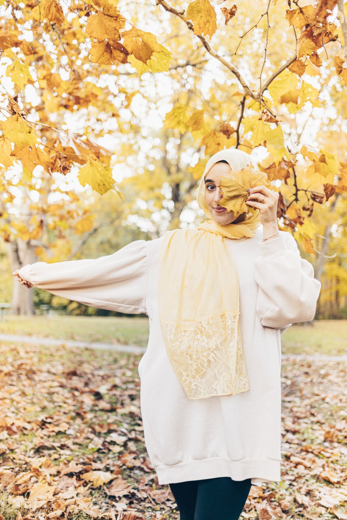 Modal Lace Hijab - Honey Yellow