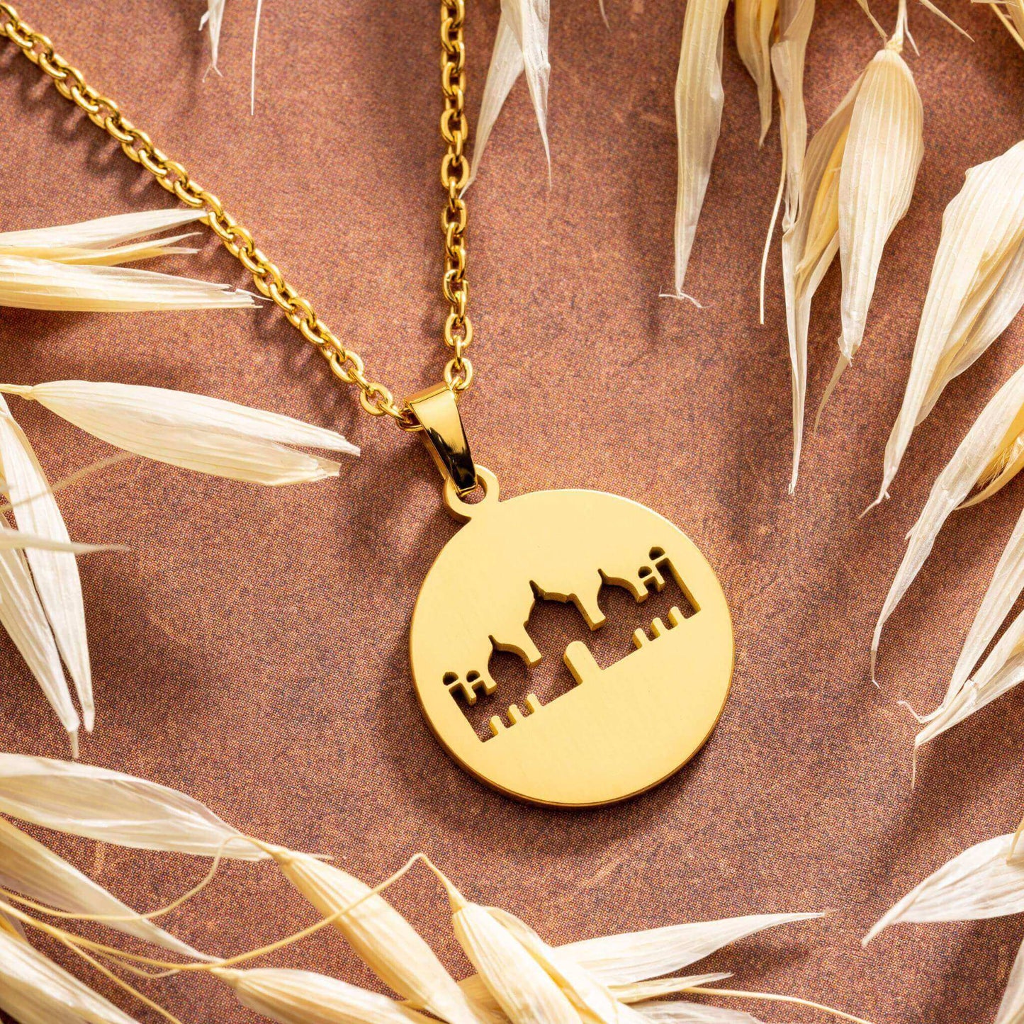 Badshahi Mosque Necklace