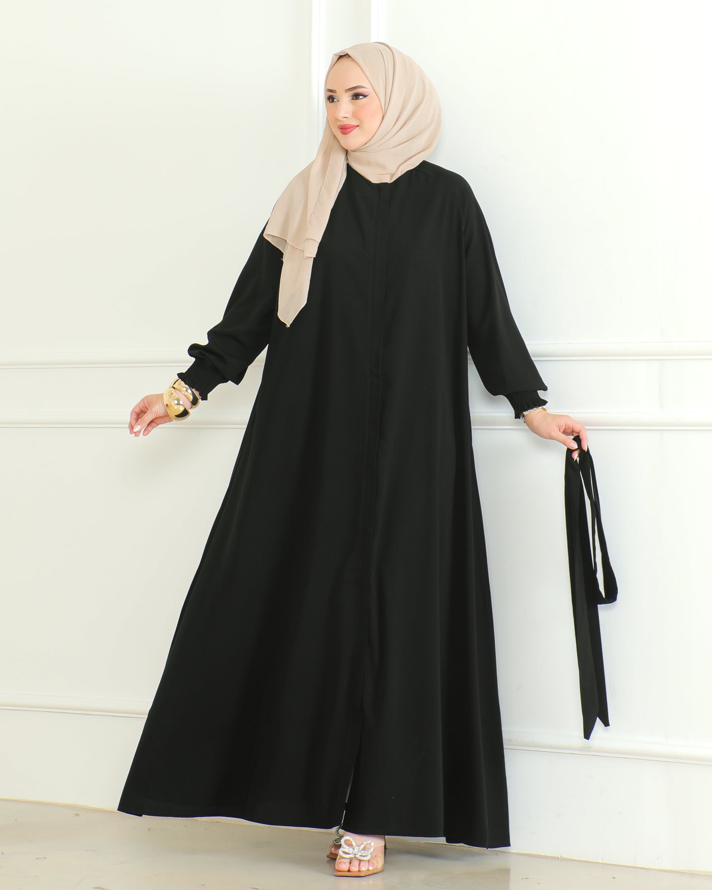 Black Belted Abaya with Elasticated Cuffs & Front Zipper – Turkish Modest Maxi Dress