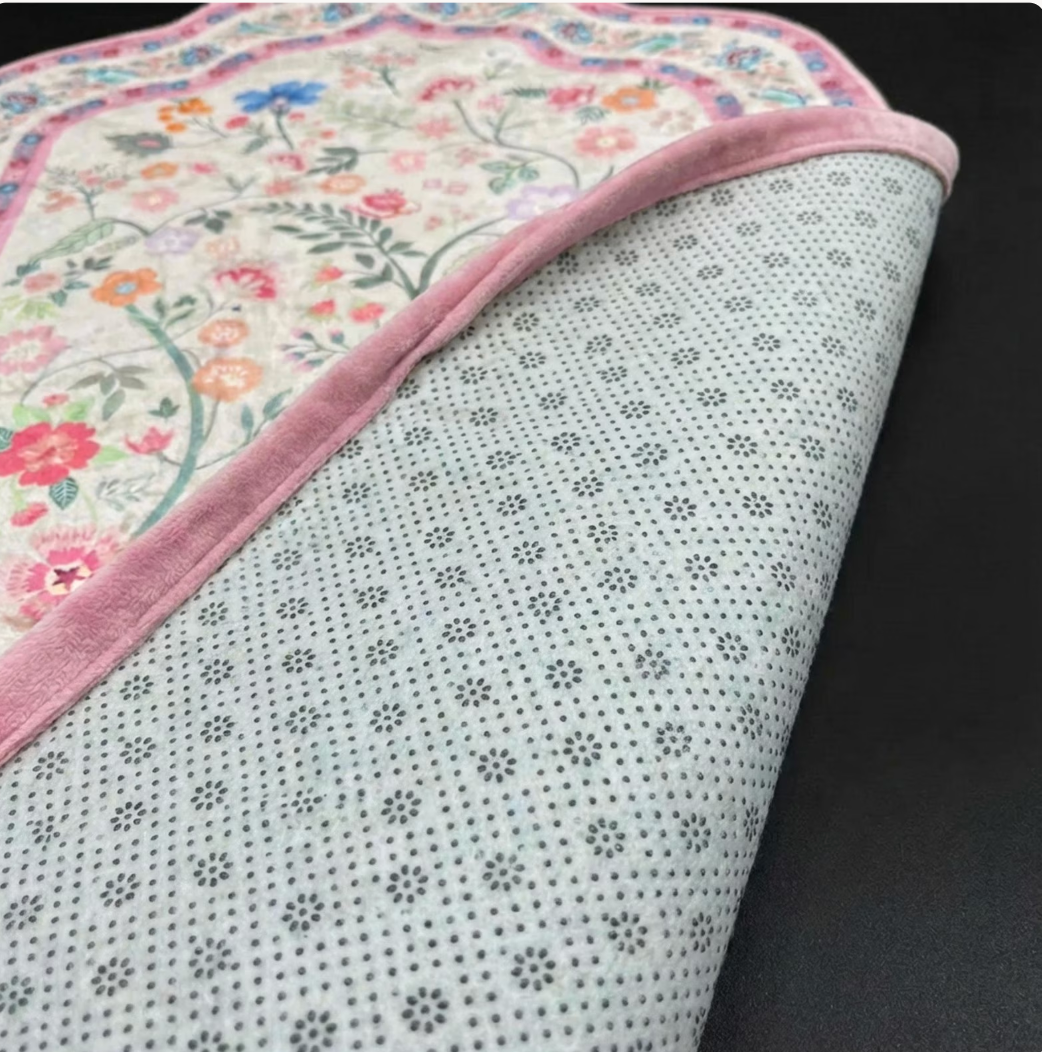 Bloom Prayer Mat for Adults – Floral , Soft Crushed Velvet, Anti-Slip Base
