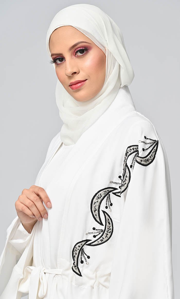 Shrug Abaya with Inner & Adjustable Belt – crepe Fabric