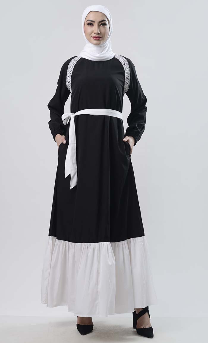 Lace Detailed Abaya With Pockets