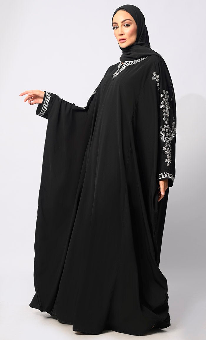 Traditional Arabian Black Farasa Adorned with Sitara Work